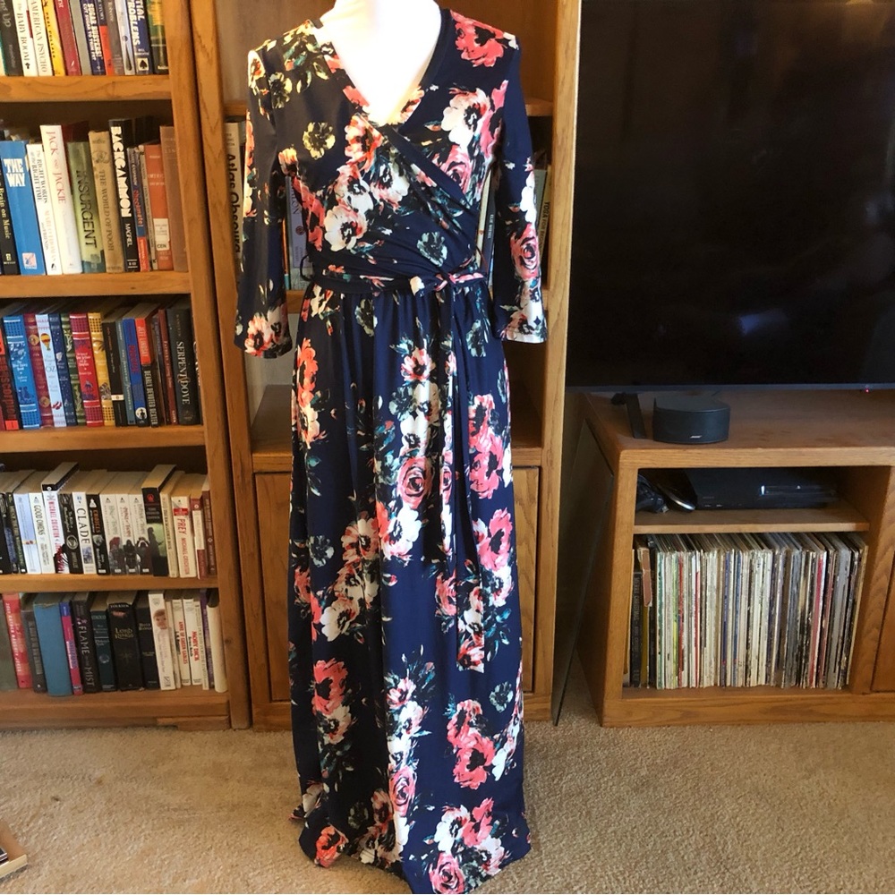 👗EUC Zattcas maxi floral print dress